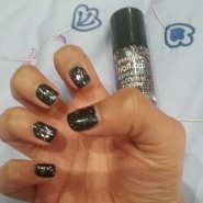 Essence nail art special effect topper