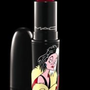 MAC-Amplified Creme Lipstick in Heartless