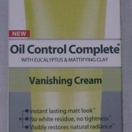 Garnier Oil Control Complete Vanishing cream with Eucalyptus and Mattifying clay