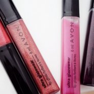 Avon ultra glazewear lipgloss (plum pretty)