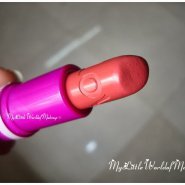 Avon Simply Pretty Lipstick in CORAL PINK