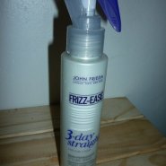 John Frieda 3-Day Straight Semi-Permanent Styling Spray For Curly Hair