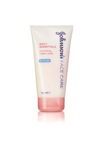 Johnson's® Daily Essentials Facial Wash Dry Skin