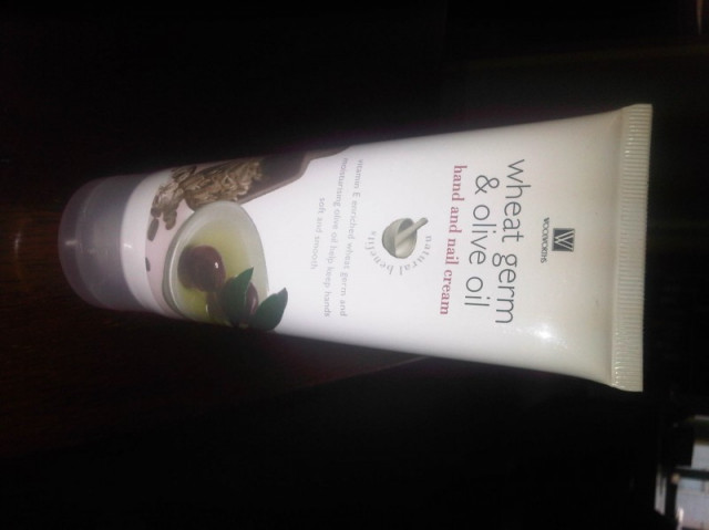 Woolworths wheat germ &amp; olive oil hand &amp; nail cream