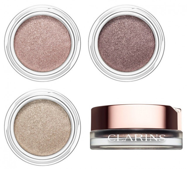 Clarins cream to powder iridescent eyeshadow