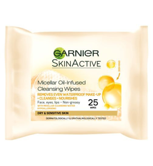 Garnier SkinActive Micellar Oil-infused cleansing wipes