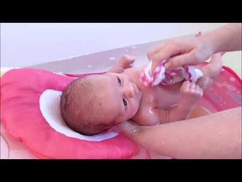 Johnson's top-to-toe Review and bath time routine