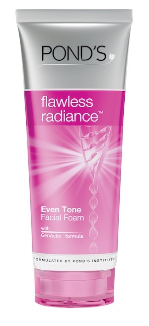 Ponds Flawless Radiance Beauty Facial Foam 1 Review Beauty Bulletin Cleansers Toners Washes Beauty Bulletin