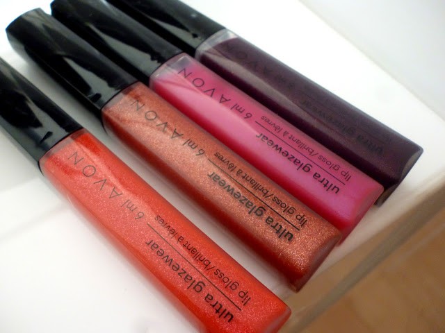 Read more about the article ULTRA GLAZEWEAR LIP-GLOSS SPF15