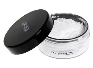Read more about the article MAC Prep and Prime Transparent Finishing Powder