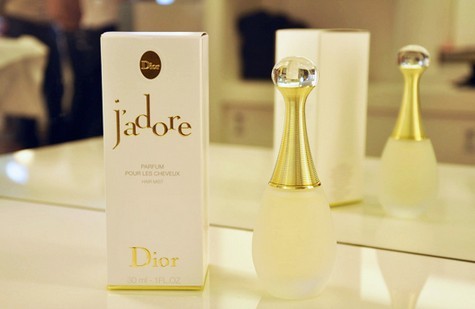 Dior J adore Hair Mist Review Beauty Bulletin Hair Accessories Beauty Bulletin