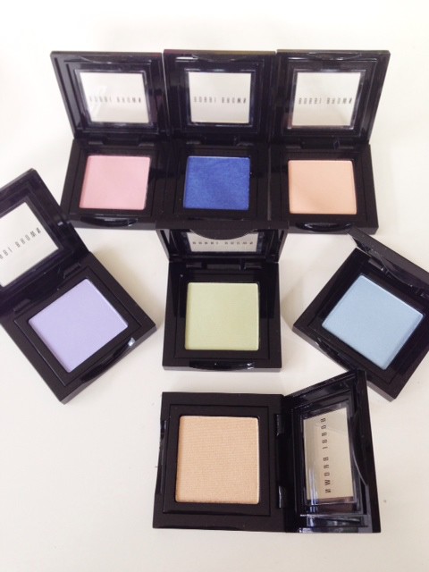 Read more about the article Bobbi Brown Sheer Brights for Eyes Shimmer Wash Eye Shadow