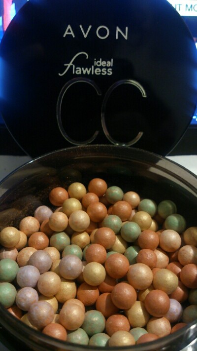 Read more about the article Avon Ideal Flawless Colour Correcting Pearls