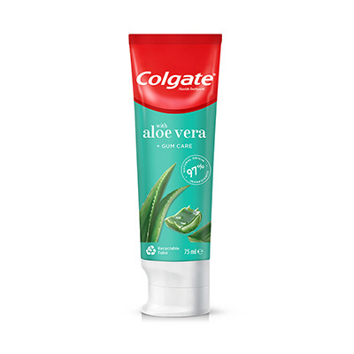 Colgate Naturals Aloe and Green Tea Review - Beauty Bulletin - Toothpastes,  Floss - Beauty Bulletin
